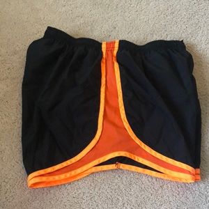 Nike dry tempo shorts